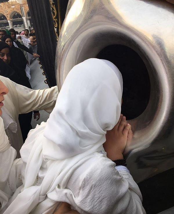 الأميرة هيا والشيخة الجليلة تؤديان العمرة الأميرة هيا والشيخة الجليلة تؤديان العمرة