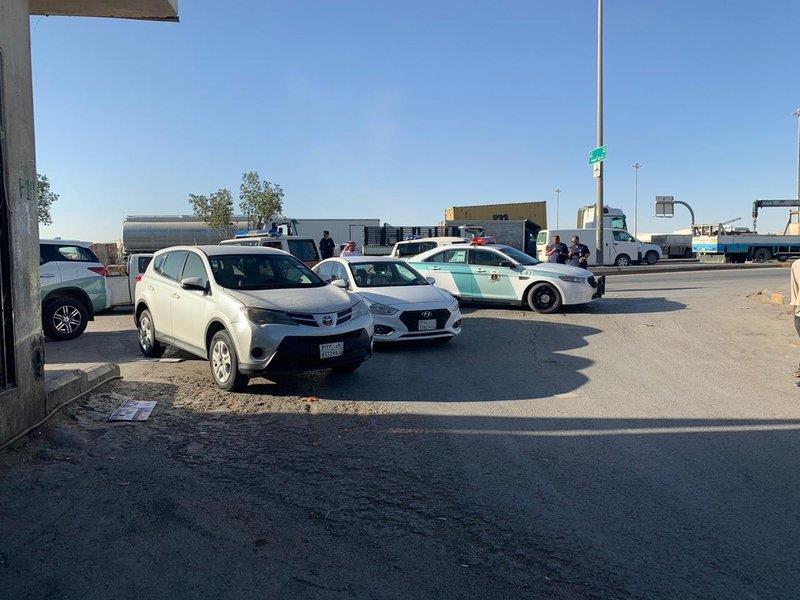 حملة أمنية تطيح بعمالة وافدة يعملون لحسابهم الخاص