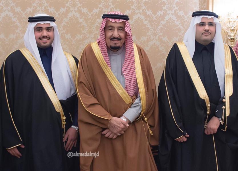 بالصور.. خادم الحرمين يشرّف حفل زواج ابني الأمير أحمد بن عبدالعزيز