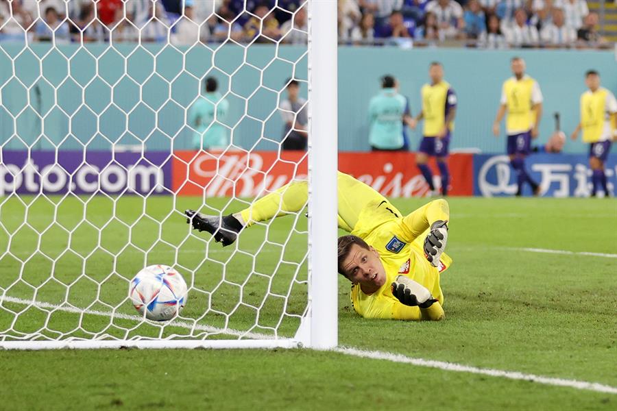 مباراة المنتخب الأرجنتيني أمام نظيره البولندي