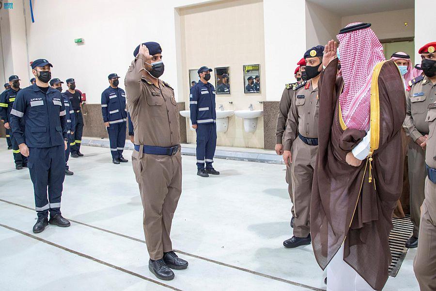  أمير منطقة حائل يفتتح مركز المنتزه للدفاع المدني بحائل وعدداً من المراكز في المنطقة