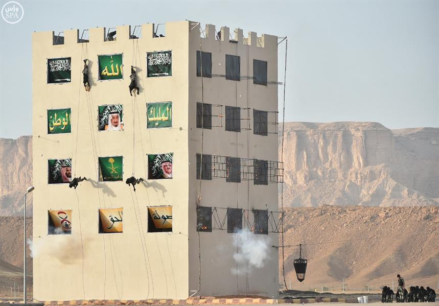 ولي العهد يرعى فعاليات التمرين التعبوي لقوات الطوارئ الخاصة صولة الحق 8