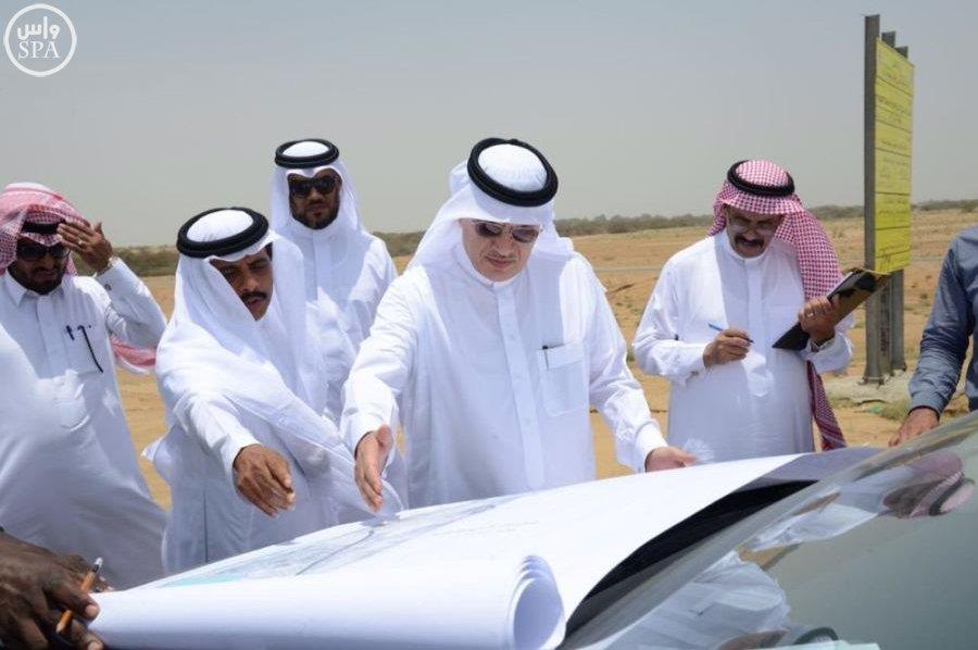 وزير النقل يتفقد مشروعات الطرق في منطقة جازان وزير النقل يتفقد مشروعات الطرق في منطقة جازان