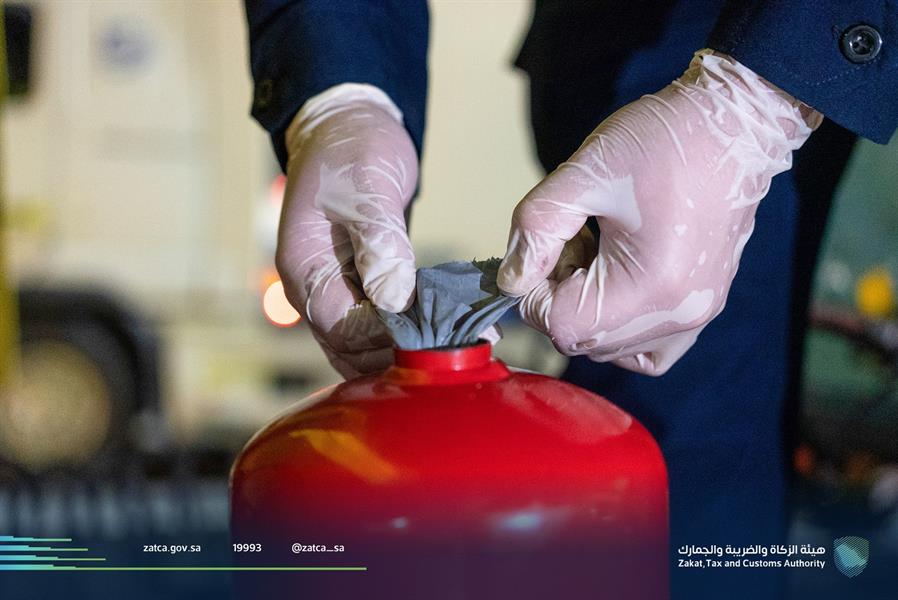 إحباط محاولتي تهريب أكثر من 27 كيلوجرام من الشبو و17 ألف حبة محظورة‎