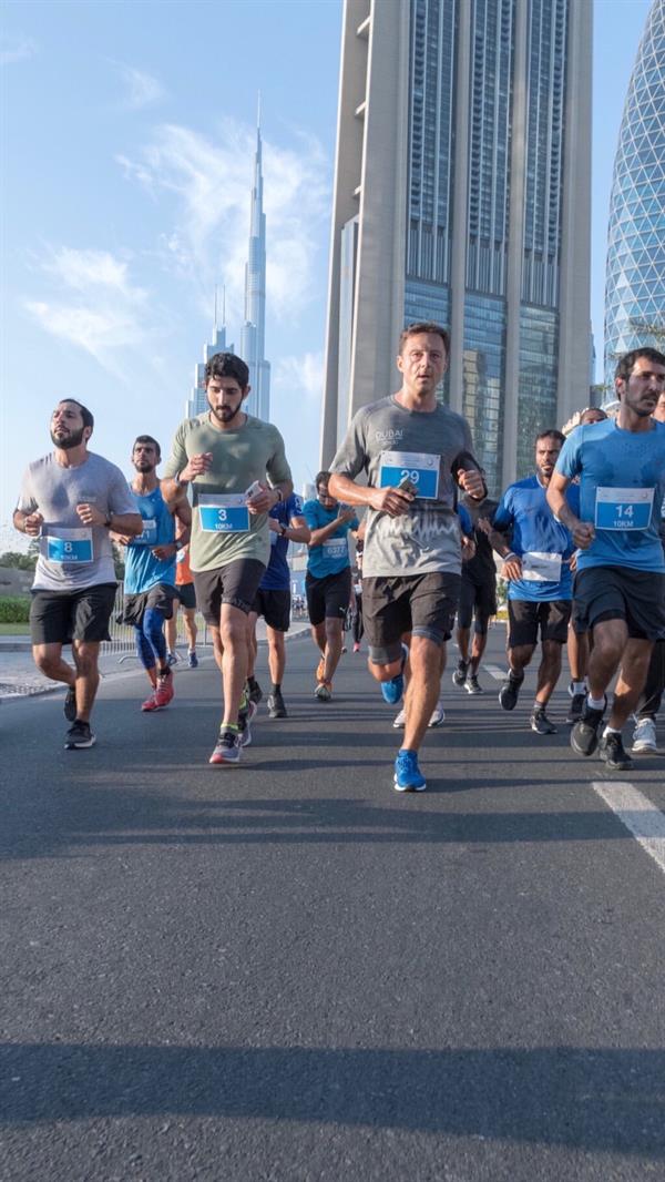 جانب من السباق