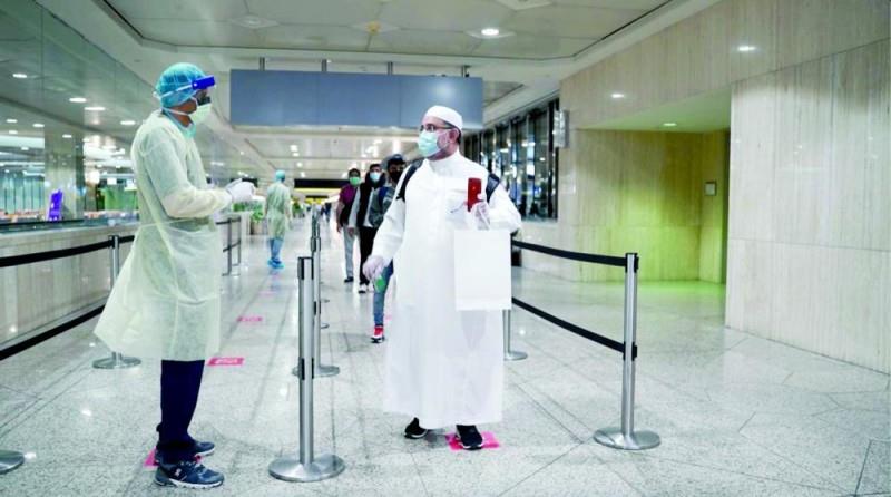 مواطنين عائدين من البحرين 