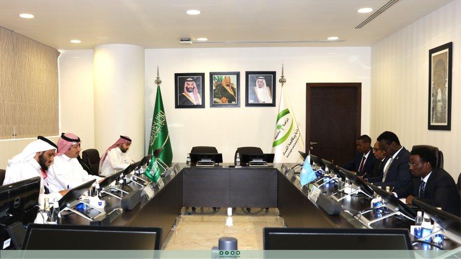 النائب العام يبحث تطوير المجالات العدلية النيابية مع نظيره الصومالي 