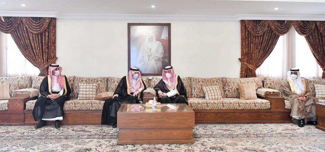 نائب وزير الخارجية يزور سفارة البحرين لتقديم العزاء في وفاة صاحب السمو الملكي الأمير خليفة بن سلمان آل خليفة رحمه الله
