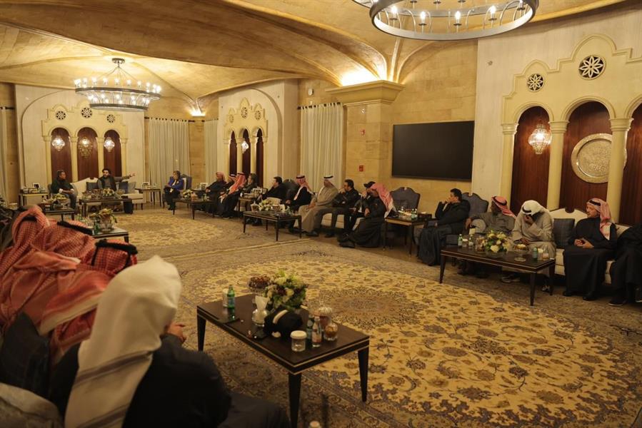 تركي آل الشيخ يلتقي عدداً من الفنانين العرب المشاركين في ليلة 