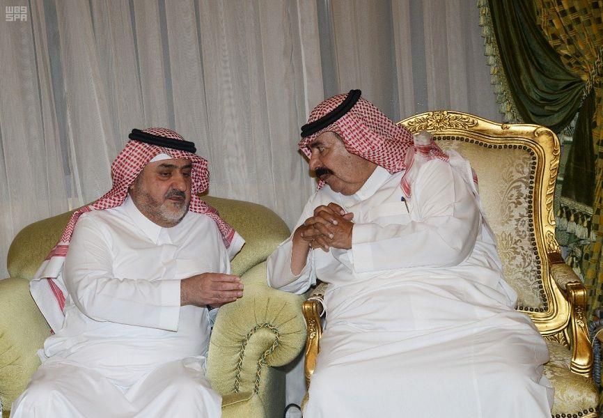 بالصور.. أبناء الأمير مشعل بن عبدالعزيز يستقبلون المعزين لليوم الثاني على التوالي
