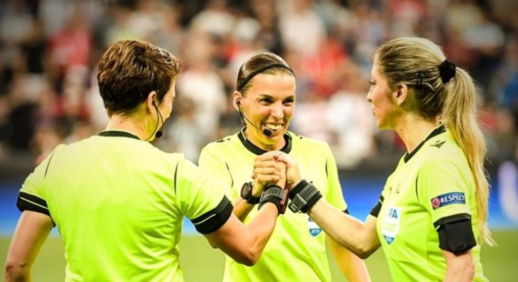 التحكيم النسائي