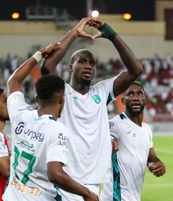 مباراة الأهلي والعين