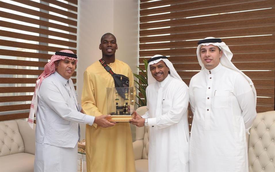 جانب من الزيارة