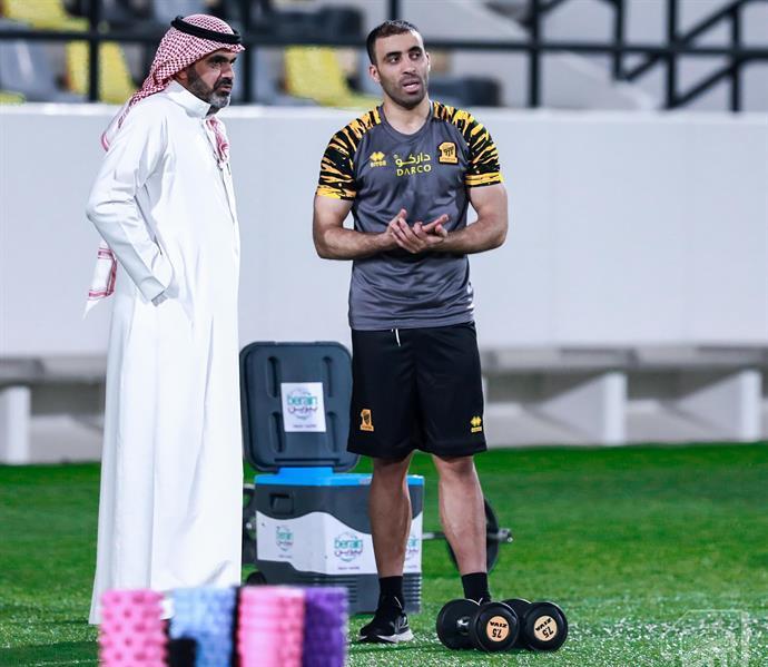 لاعب الاتحاد عبدالرزاق حمدالله