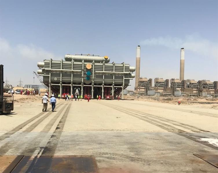 بالفيديو والصور.. وصول أكبر وحدة تحلية مياه في العالم إلى الشعيبة لتغذية مكة المكرمة بالمياه المحلاة
