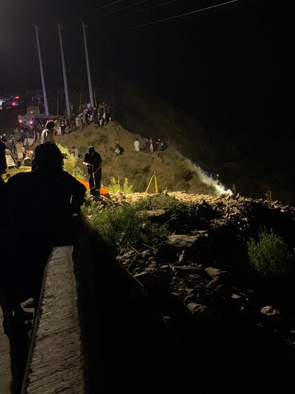 وفـاة وإصابة شخصين جراء سقوط مركبة من منحدر جبلي بجازان