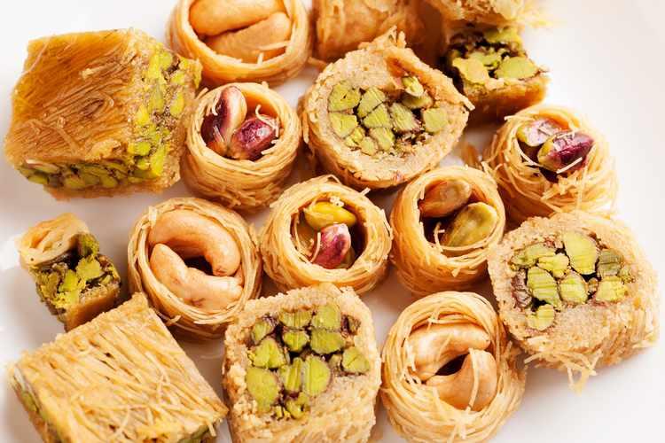 الحلويات الحلويات