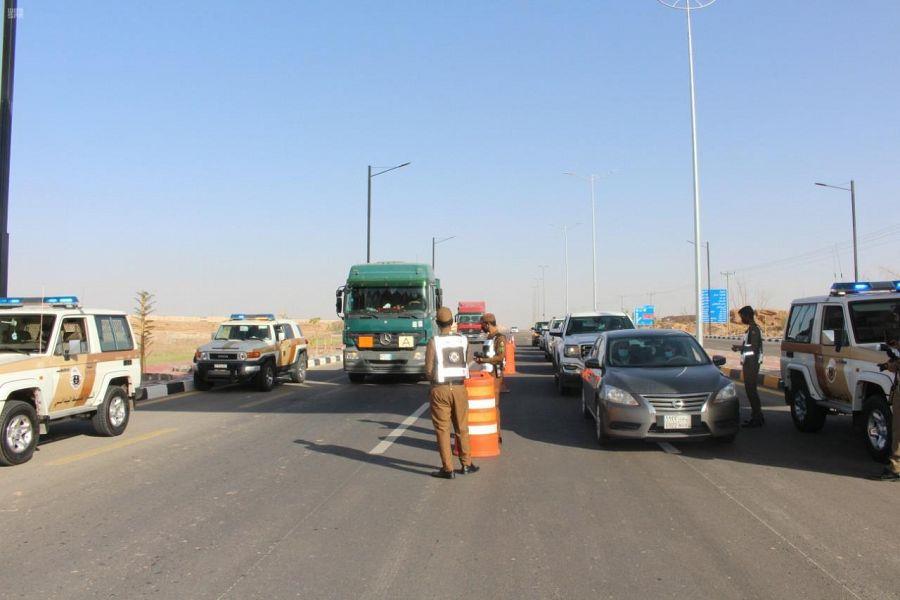 الجوف: ضبط مخالفين للائحة الحد من التجمعات أو عدم الالتزام بالإجراءات الاحترازية