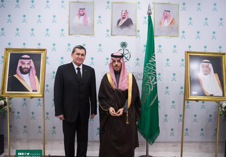 وزير الخارجية