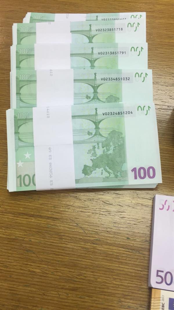 كشف متورطين بجرائم سلب عملاء محلات 