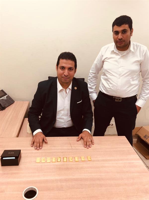 ضبط محاولة تهريب 10 سبائك ذهبية بمطار القاهرة 