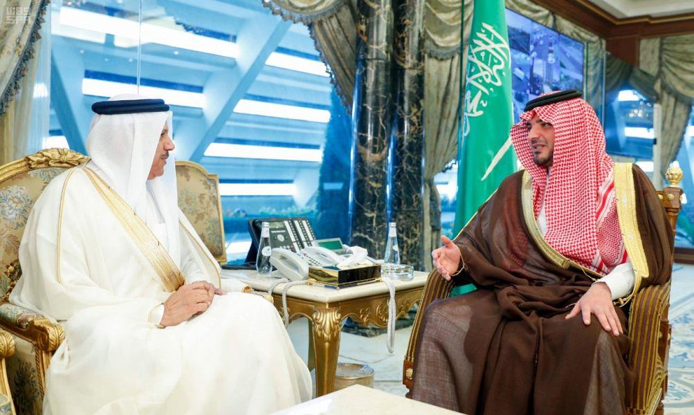 وزير الداخلية يستقبل الأمين العام لمجلس التعاون الخليجي