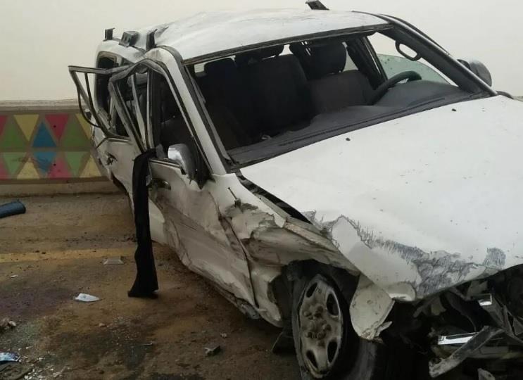 وفاة شخصين وإصابة 10 إثر حادثين في فيفاء وفاة شخصين وإصابة 10 إثر حادثين في فيفاء