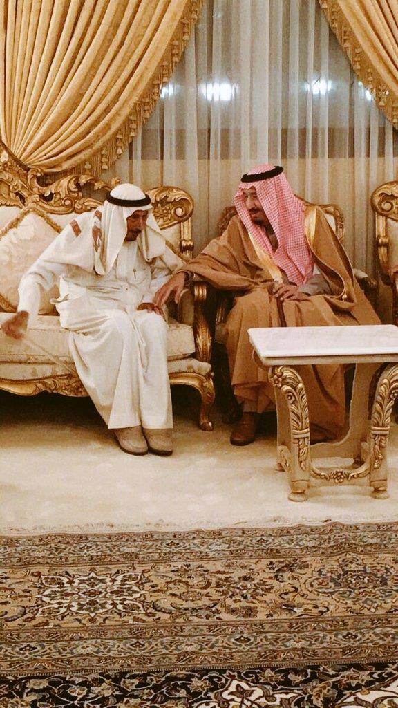 خادم الحرمين الشريفين يزور الشيخ ثنيان الثنيان خادم الحرمين الشريفين يزور الشيخ ثنيان الثنيان