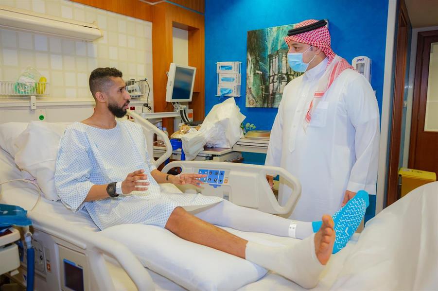 ياسر المسحل يزور سلمان الفرج