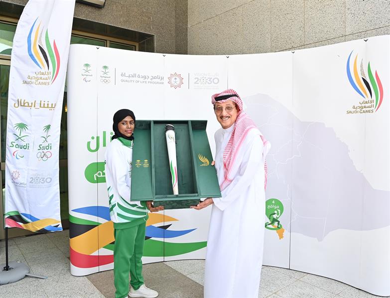 أمير جازان يتسلَّم شعلة دورة الألعاب السعودية 2022