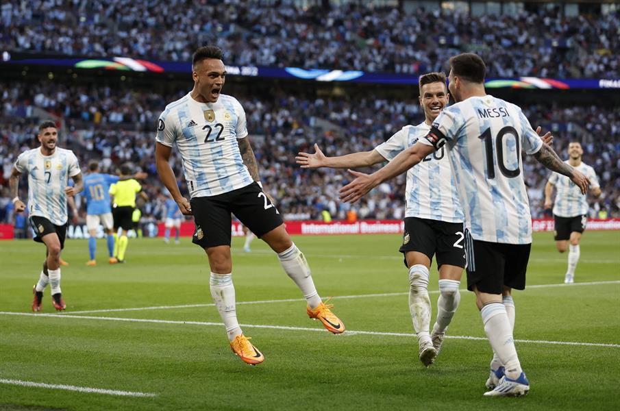 الأرجنتين وإيطاليا