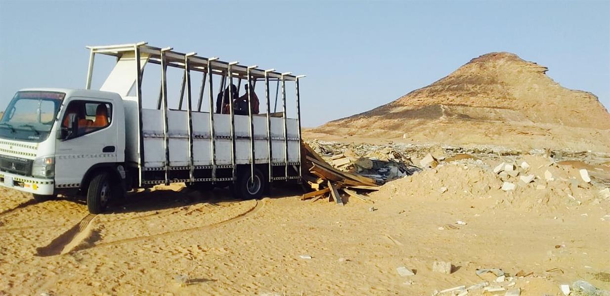 ألزمت المخالفين بإزالتها.. ألزمت المخالفين بإزالتها..