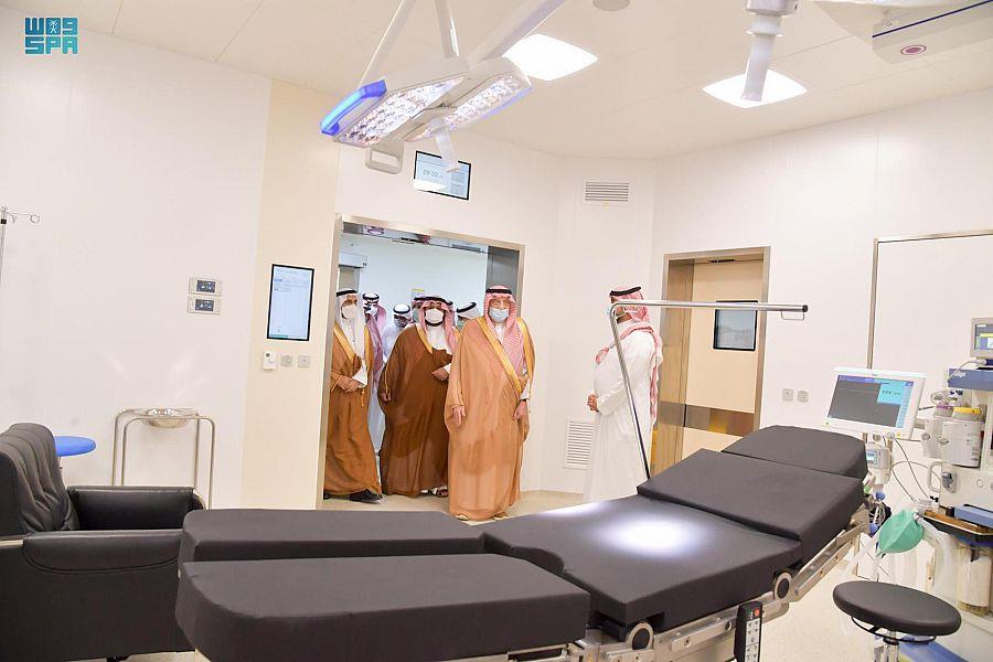 بعد تأهيله عقب الحريق.. أمير منطقة جازان يدشّن مستشفى جازان العام