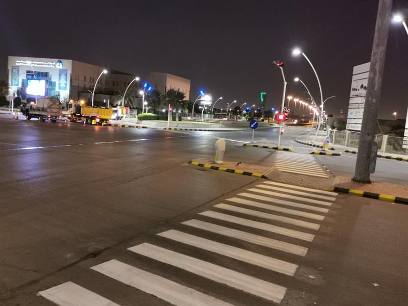 أمانة الرياض: صيانة 94 ألف عمود إنارة وتنظيف الخطوط الأرضية لعدد من طرق العاصمة