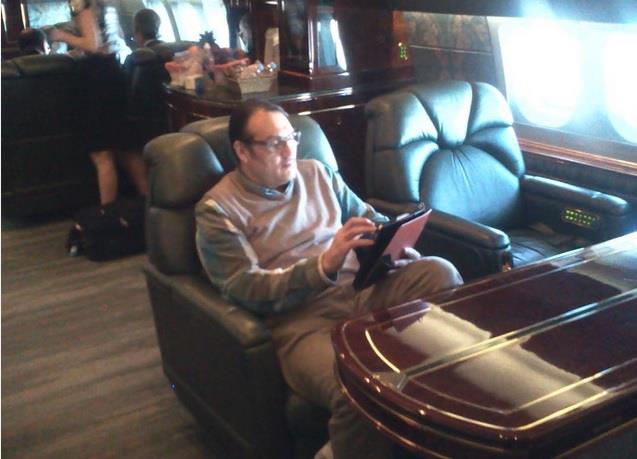 أسامة نقلي يحكي عن جوانب من شخصية الأمير سعود الفيصل - صورة