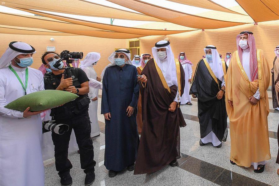 الأمير سلطان بن سلمان يفتتح مسجده ويعلن إنشاء أول وقف بالمدينة المنورة لخدمة مساجد الطرق