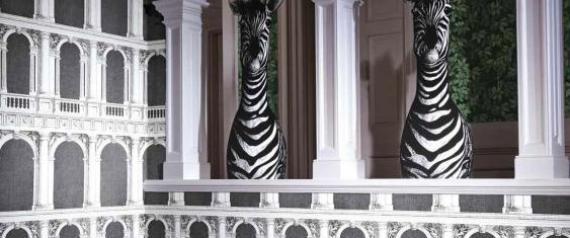 5- ورق الحائط