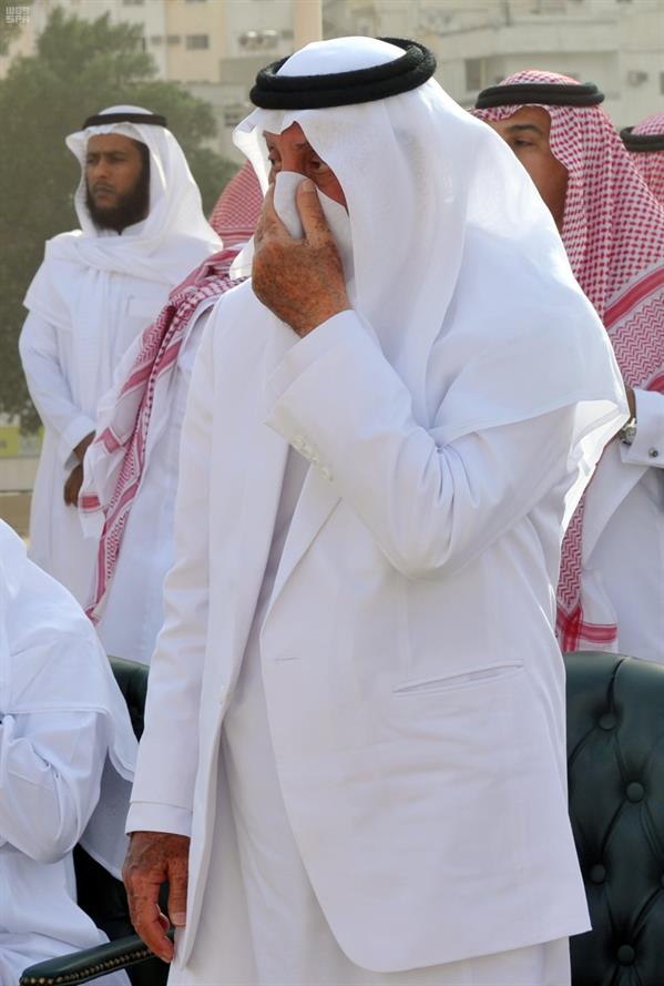 الصلاة على الأمير سعد الفيصل بالمسجد الحرام ودفن جثمانه بمقبرة العدل - صور الصلاة على الأمير سعد الفيصل بالمسجد الحرام ودفن جثمانه بمقبرة العدل - صور