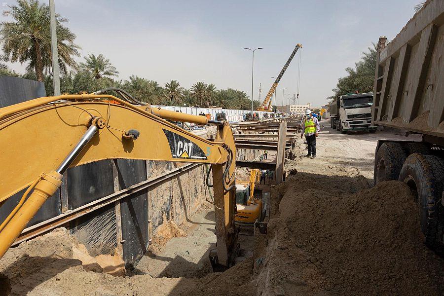 بتكلفة تتجاوز 200 مليون ريال.. إنجاز أكثر من 25 % من مشروع تصريف ودرء أخطار السيول بالهفوف 