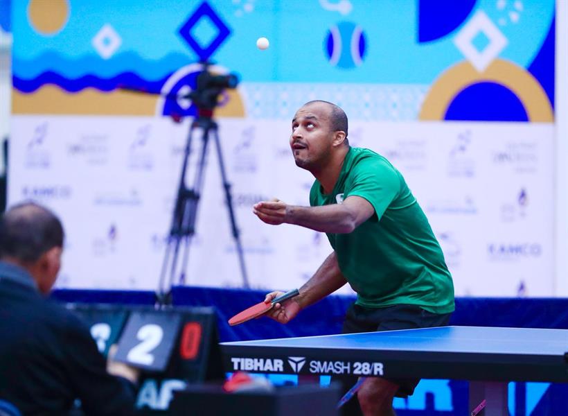 أخضر الطاولة