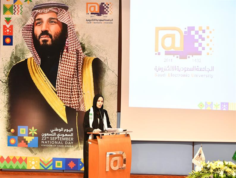 الجامعة الإلكترونية تُكرم أبطال الصحة الذين وافتهم المنية جراء فيروس 