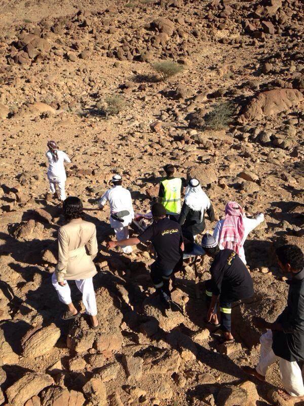 سقوط شاب من جبل
