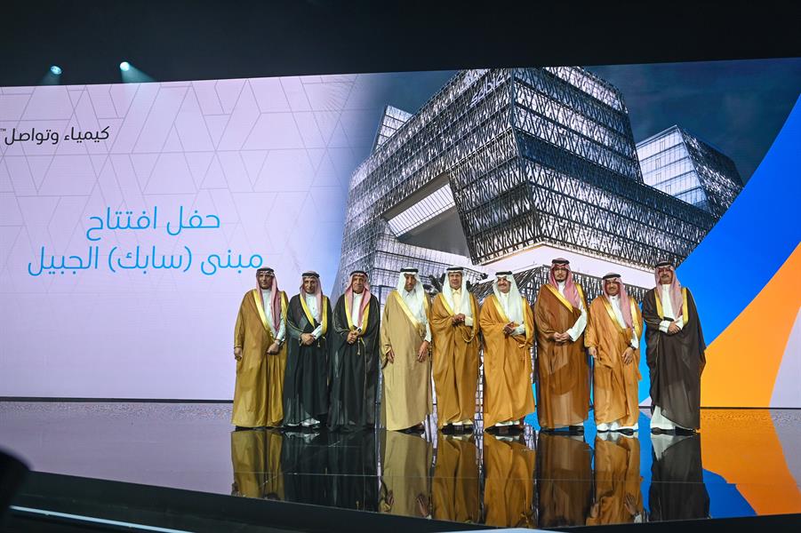 وزير الطاقة: نعمل على تطوير حقول الغاز لإنتاج 630 ألف برميل يومياً من سوائل الغاز الطبيعي والمُكثَّفَات وزير الطاقة: نعمل على تطوير حقول الغاز لإنتاج 630 ألف برميل يومياً من سوائل الغاز الطبيعي والمُكثَّفَات