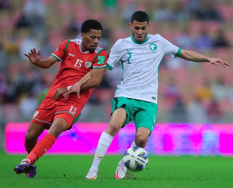 المنتخب السعودي ضد عمان