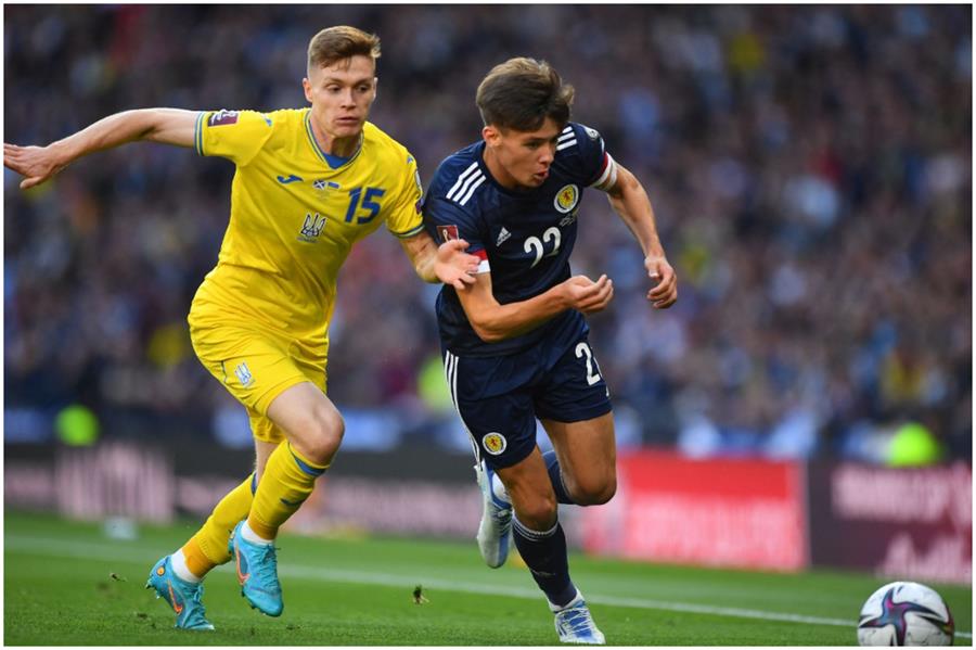 المنتخب الأوكراني يقترب من مونديال 2022 بثلاثية في مرمى أسكتلندا 