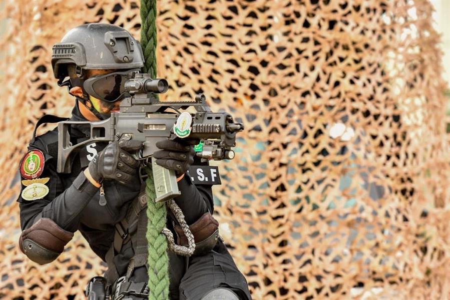 جانب من التمرين