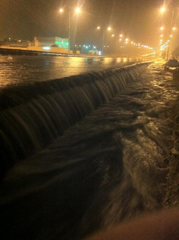 شارع المروج حي الشفاء ليلة امس 