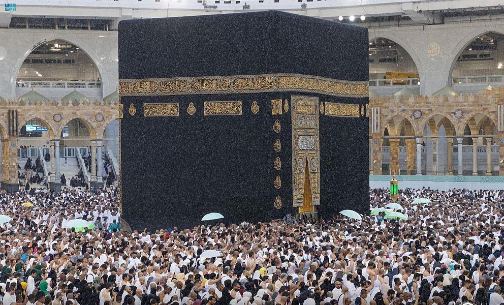 شؤون الحرمين ترفع مستوى السلامة وجهودها الخدمية خلال هطول الأمطار شؤون الحرمين ترفع مستوى السلامة وجهودها الخدمية خلال هطول الأمطار
