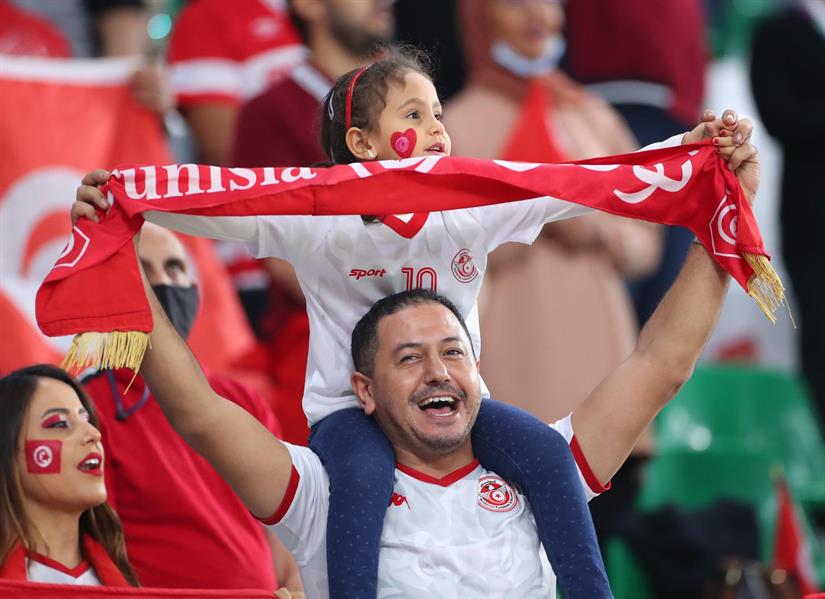 تونس تحجز بطاقة الصعود الأولى لنصف نهائي كأس العرب على حساب عمان