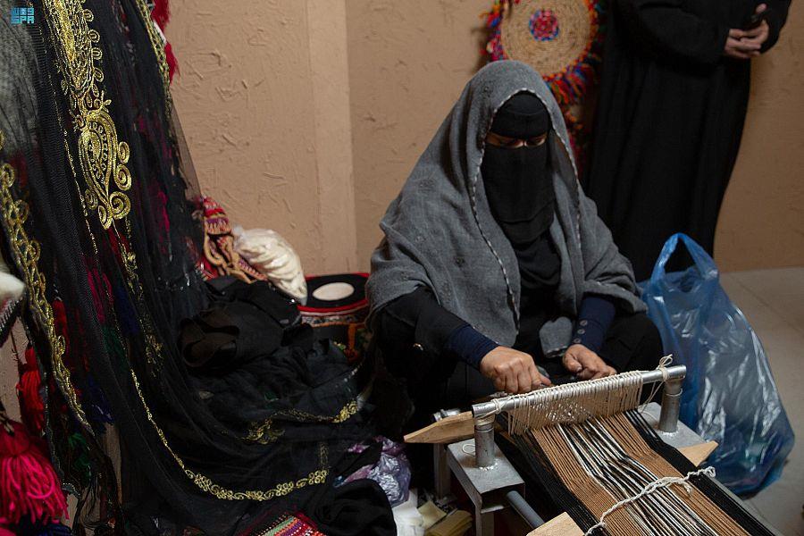 المجمعات التجارية في مدن المملكة تستقبل زوارها بفعاليات وعروض حصرية احتفاءً بيوم التأسيس